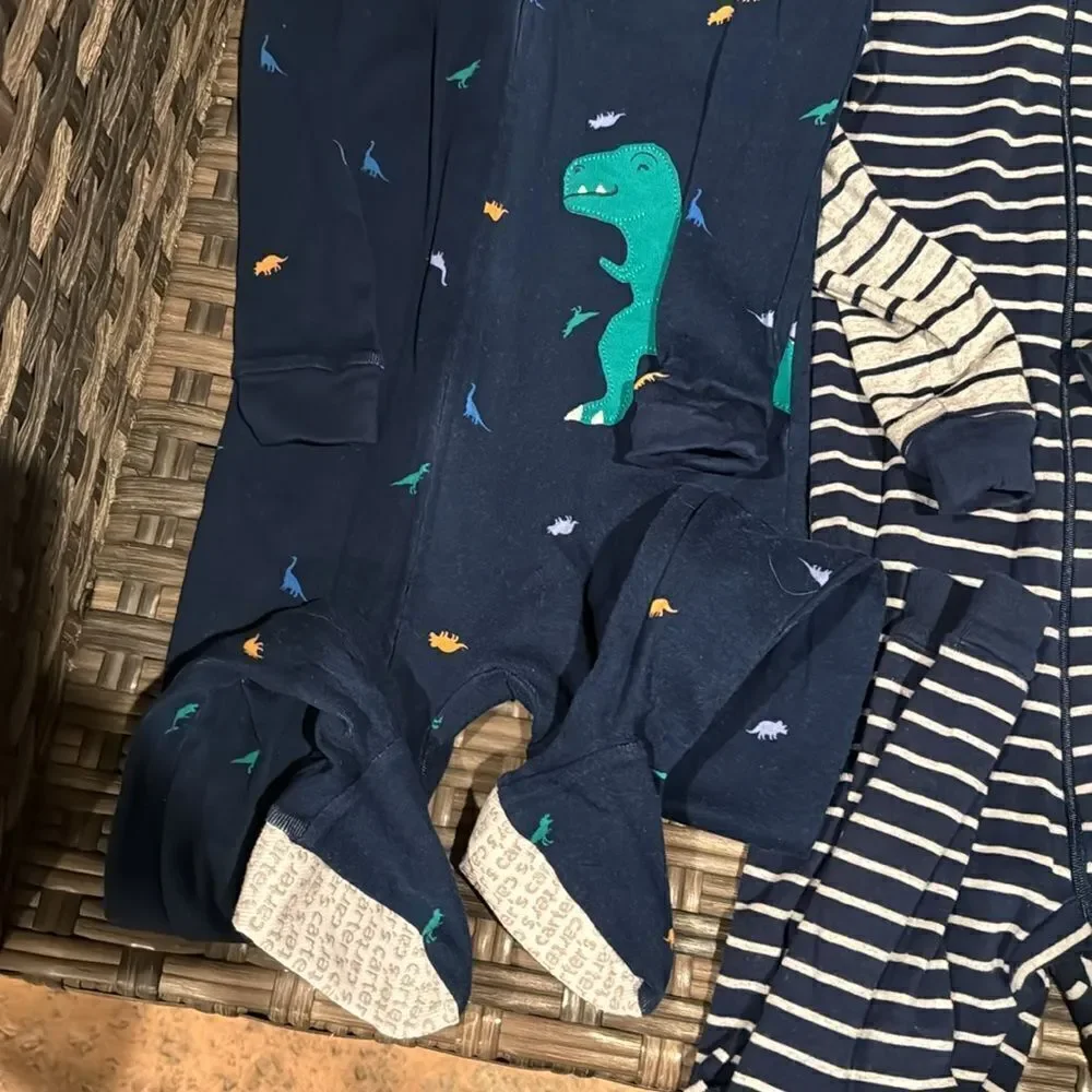 Carter’s long PJ set 3